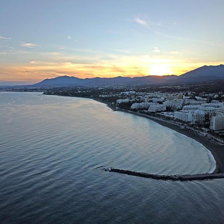 Lujoso Apartamento Con Piscina En Paseo Maritimo Marbella Eksteriør bilde