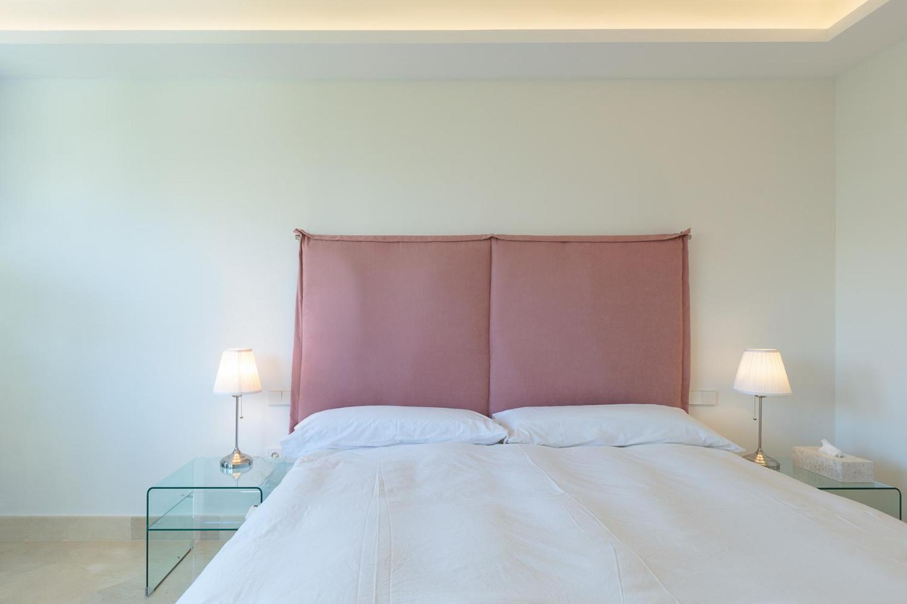 Lujoso Apartamento Con Piscina En Paseo Maritimo Marbella Eksteriør bilde